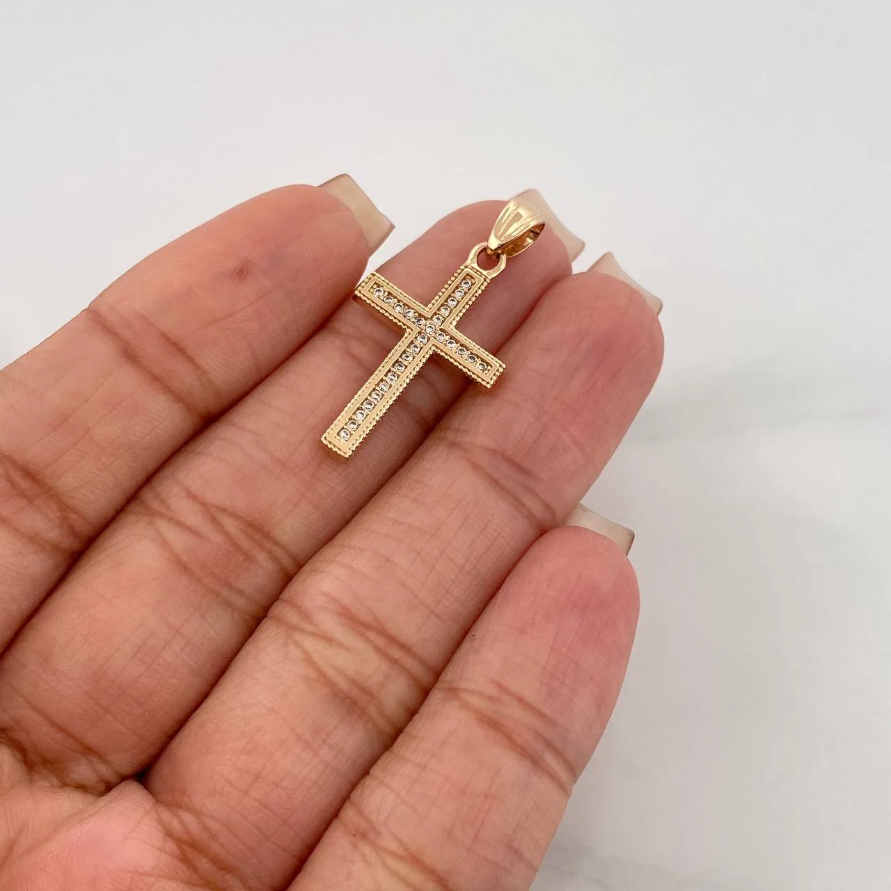 Dije Cruz 2.2 g / 3 cm Oro Amarillo 18K - Image 4