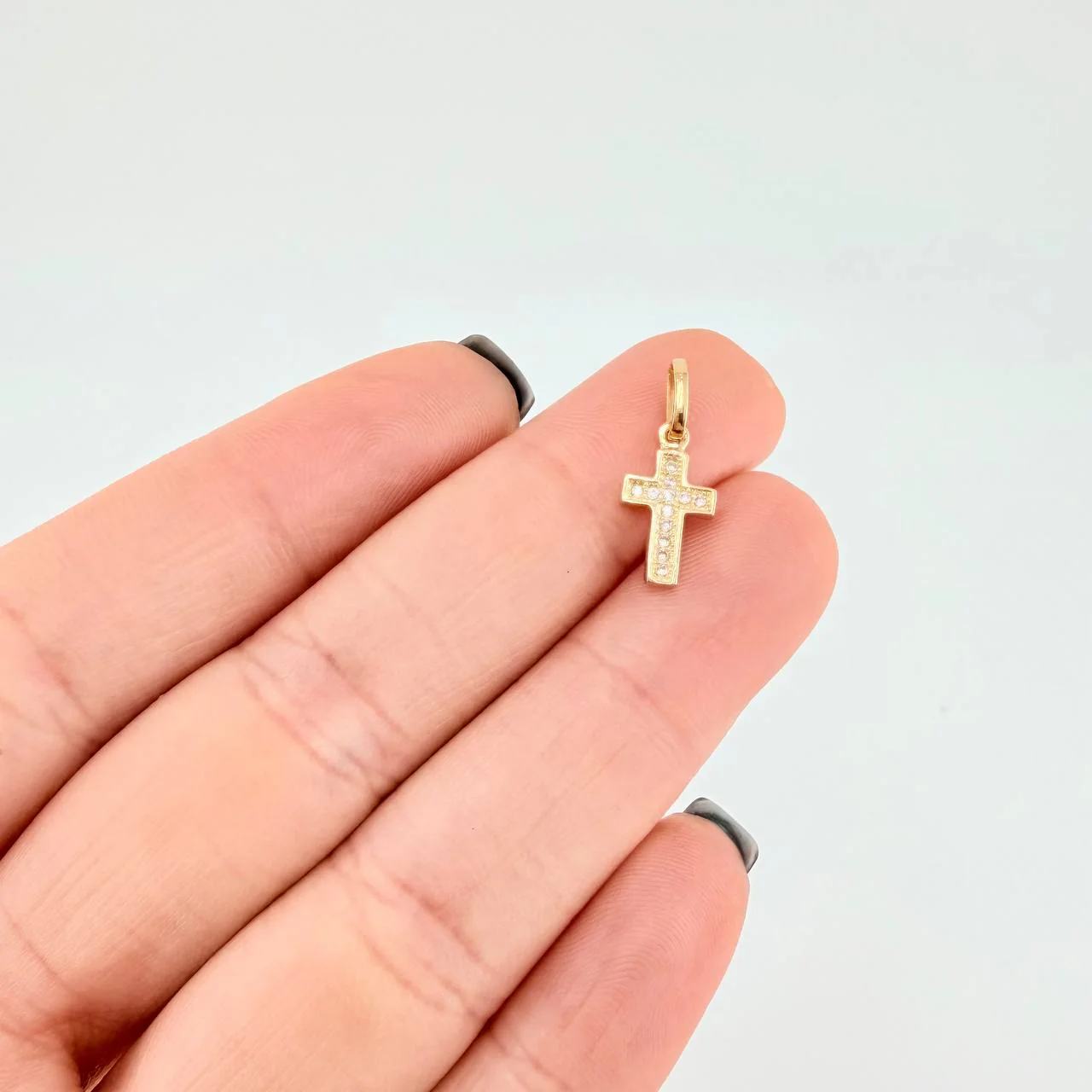 Dije Cruz Basteada 0.6g / 1.9cm Oro Amarillo 18K - Image 5