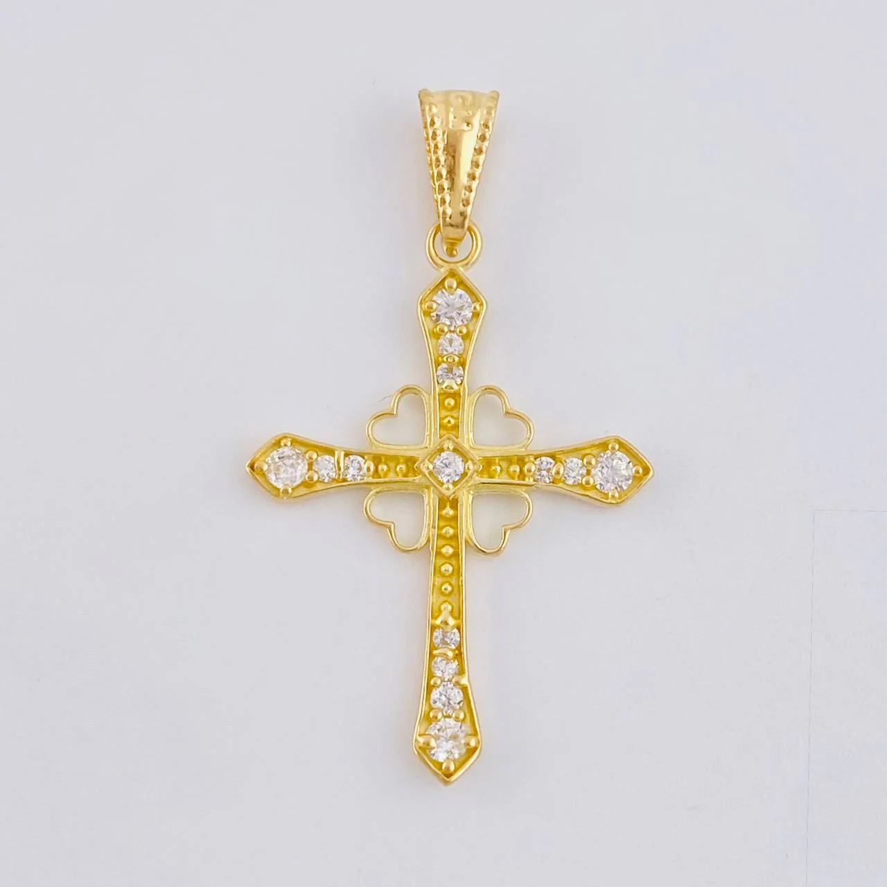 Dije Cruz Corazones 1.3 g / 3.3 cm Oro Amarillo 18K