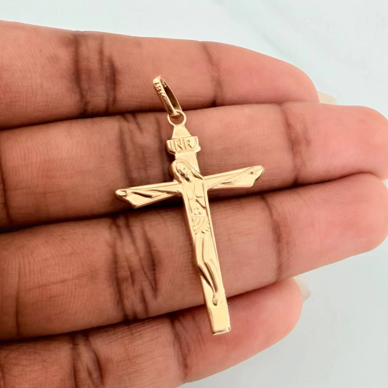Dije Cruz Cristo 1.4gr / 4.1cm / Oro Amarillo 18K $ - Image 4