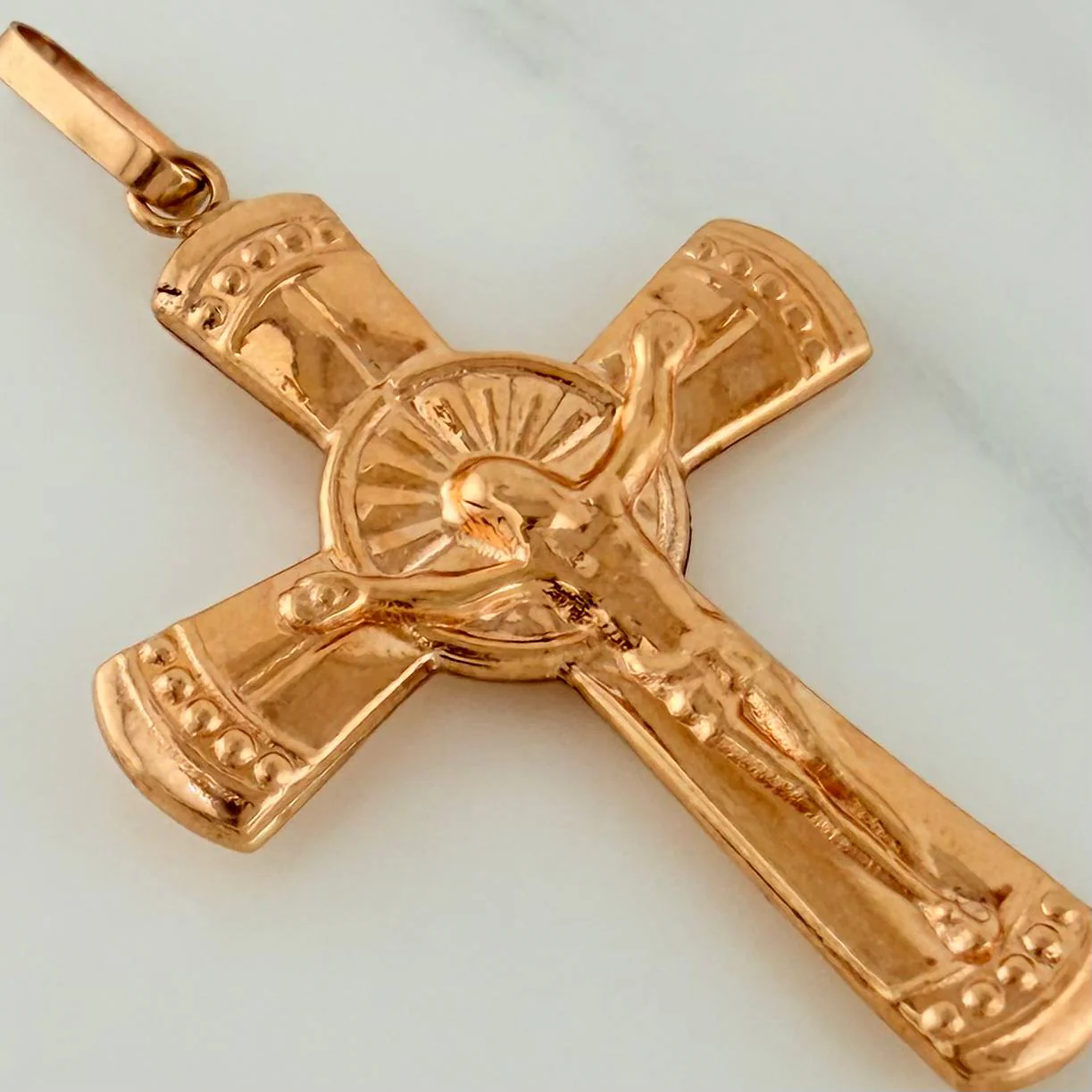 Dije Cruz Cristo 1.85gr / 4.2cm / Oro Rosa 18K - Image 4