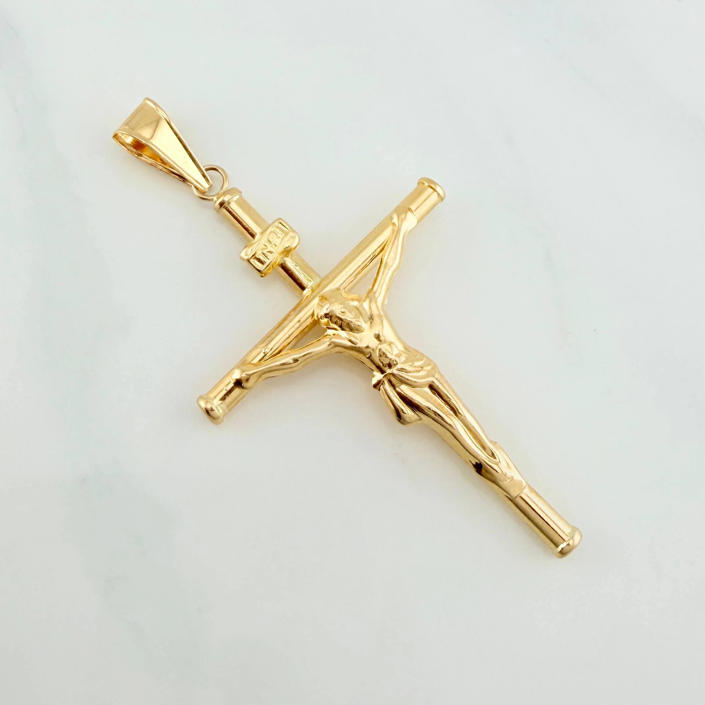 Dije Cruz Cristo 2.9 g / 5.4 cm Oro Amarillo 18K - Image 2