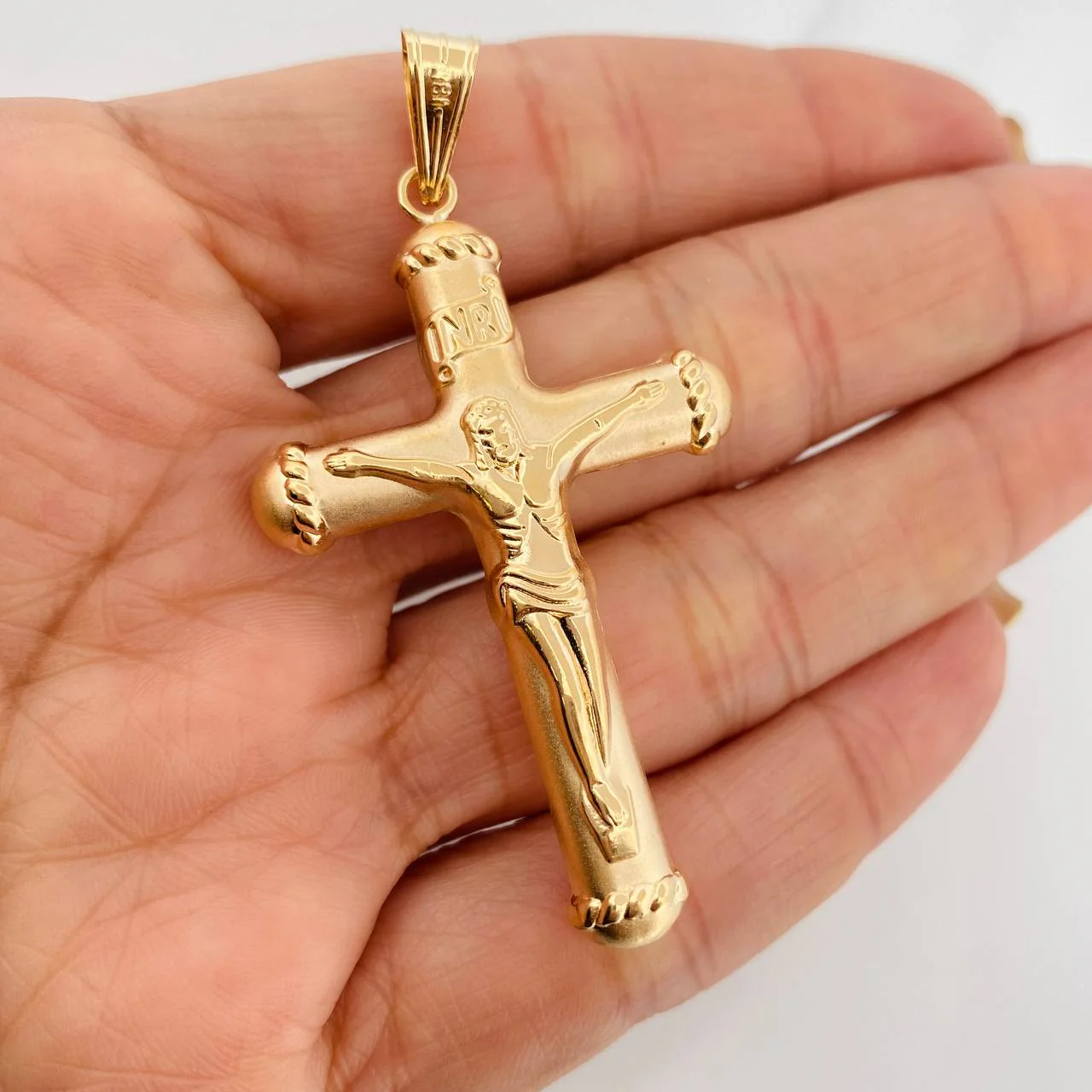 Dije Cruz Cristo 5g / 6.03cm Oro Amarillo 18K - Image 4