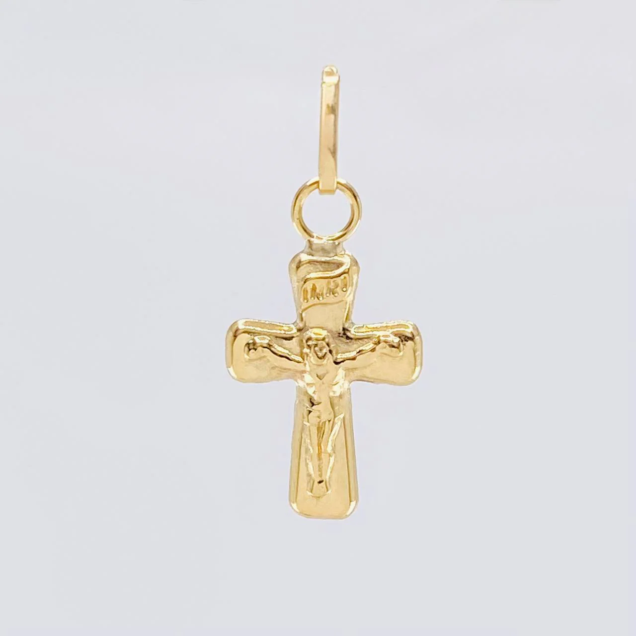 Dije Cruz Cristo Liso 0.45 g / 2 cm Oro Amarillo 18K - Image 2