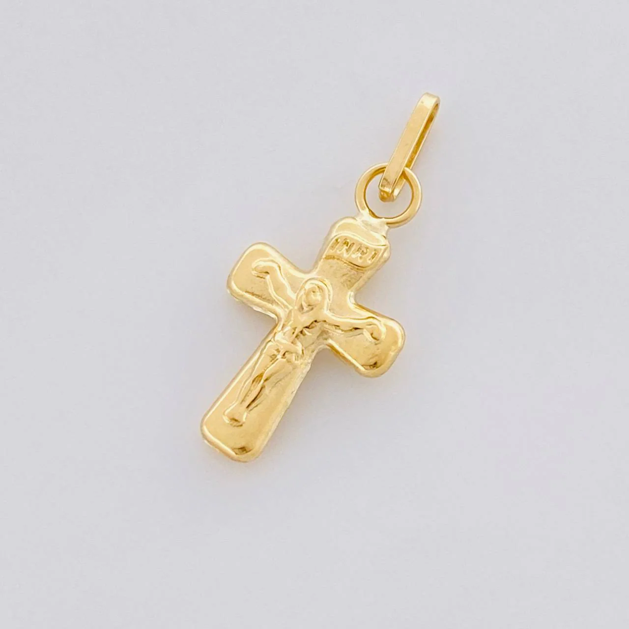 Dije Cruz Cristo Liso 0.45 g / 2 cm Oro Amarillo 18K - Image 3