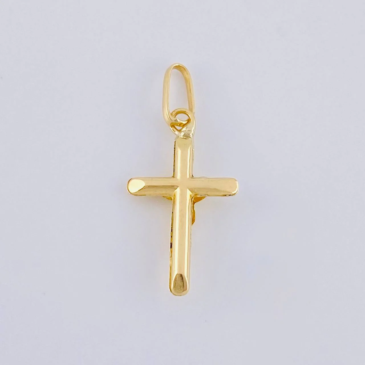 Dije Cruz Cristo Puntas Planas 0.35 g / 2 cm Oro Amarillo 18K - Image 4