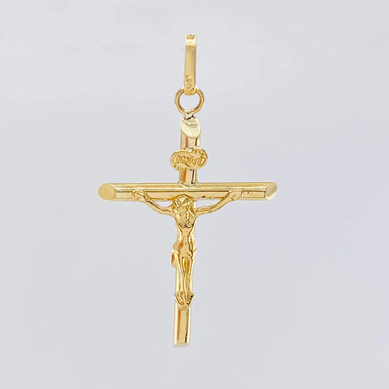 Dije Cruz Cristo Puntas Planas 1.45 g / 4.4 cm Oro Amarillo 18K - Image 2