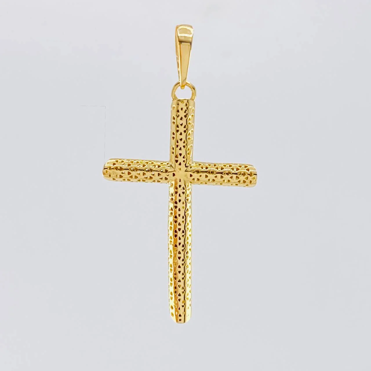Dije Cruz Hoyos Filigrana 2.85 g / 4.1 cm Oro Amarillo 18K - Image 2