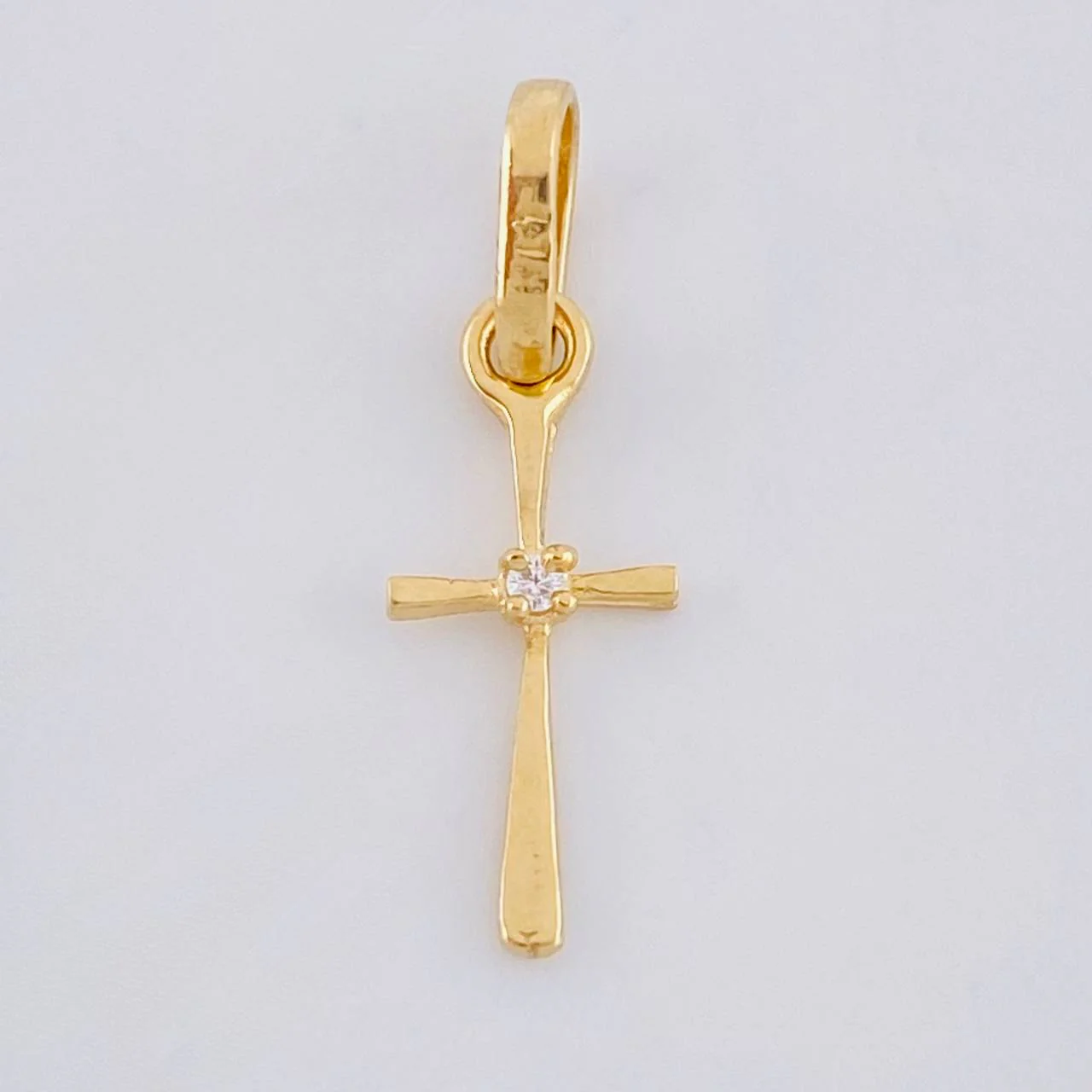 Dije Cruz Lisa 0.45 g / 1.7 cm Oro Amarillo 18K - Image 2