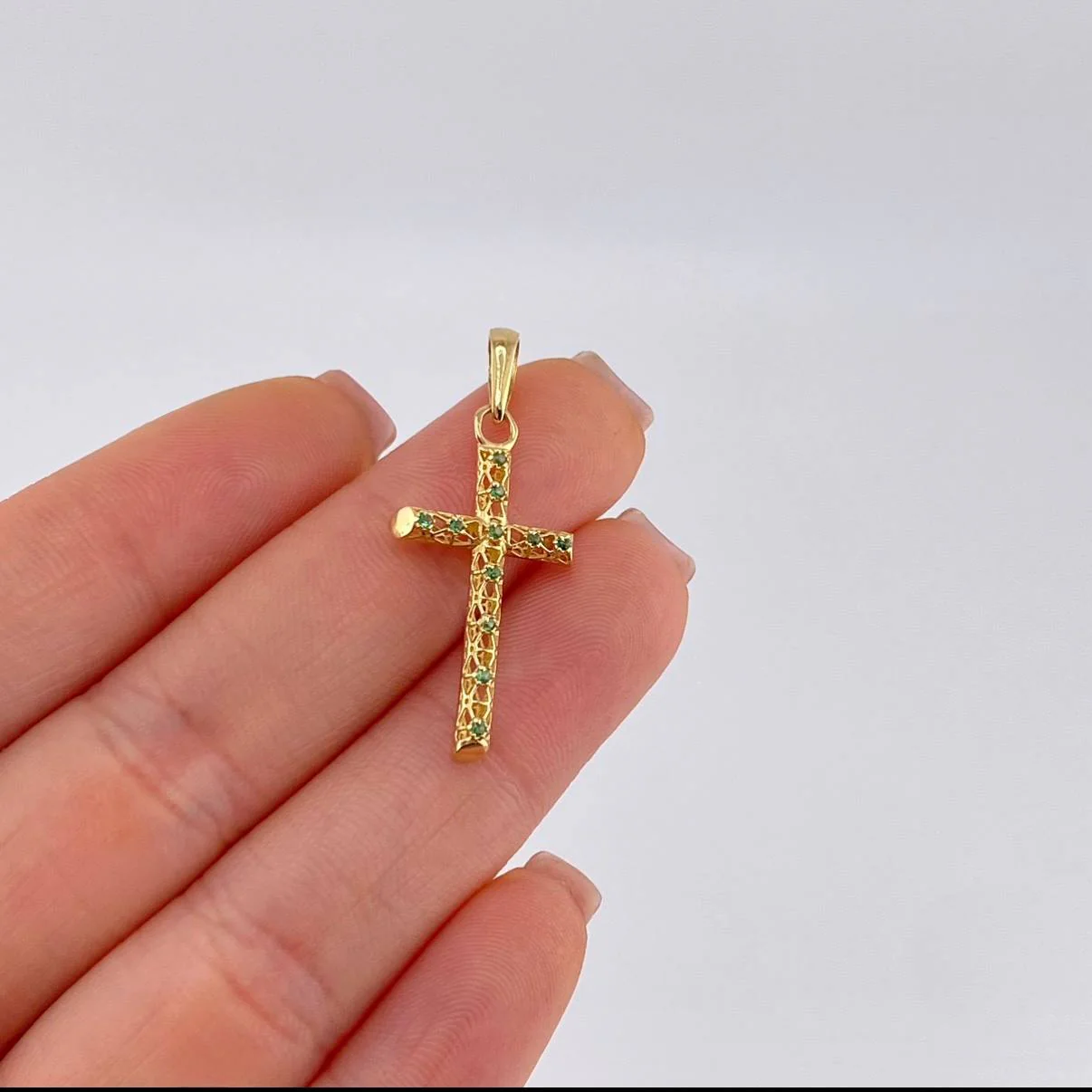 Dije Cruz Malla Latina 1.35 g / 3.5 cm Oro Amarillo 18K - Image 4
