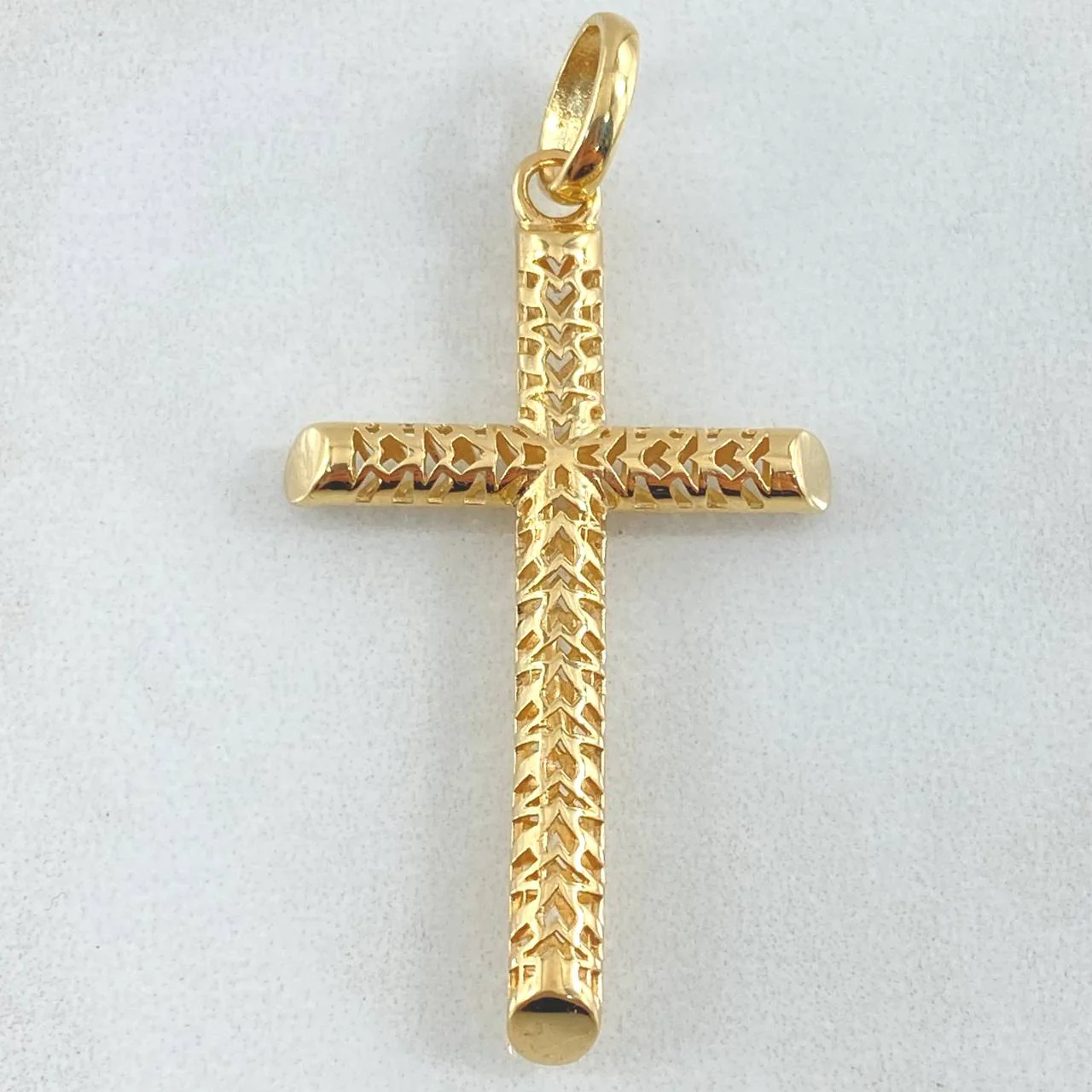 Dije Cruz Malla Latina 4.4 g / 5 cm Oro Amarillo 18K