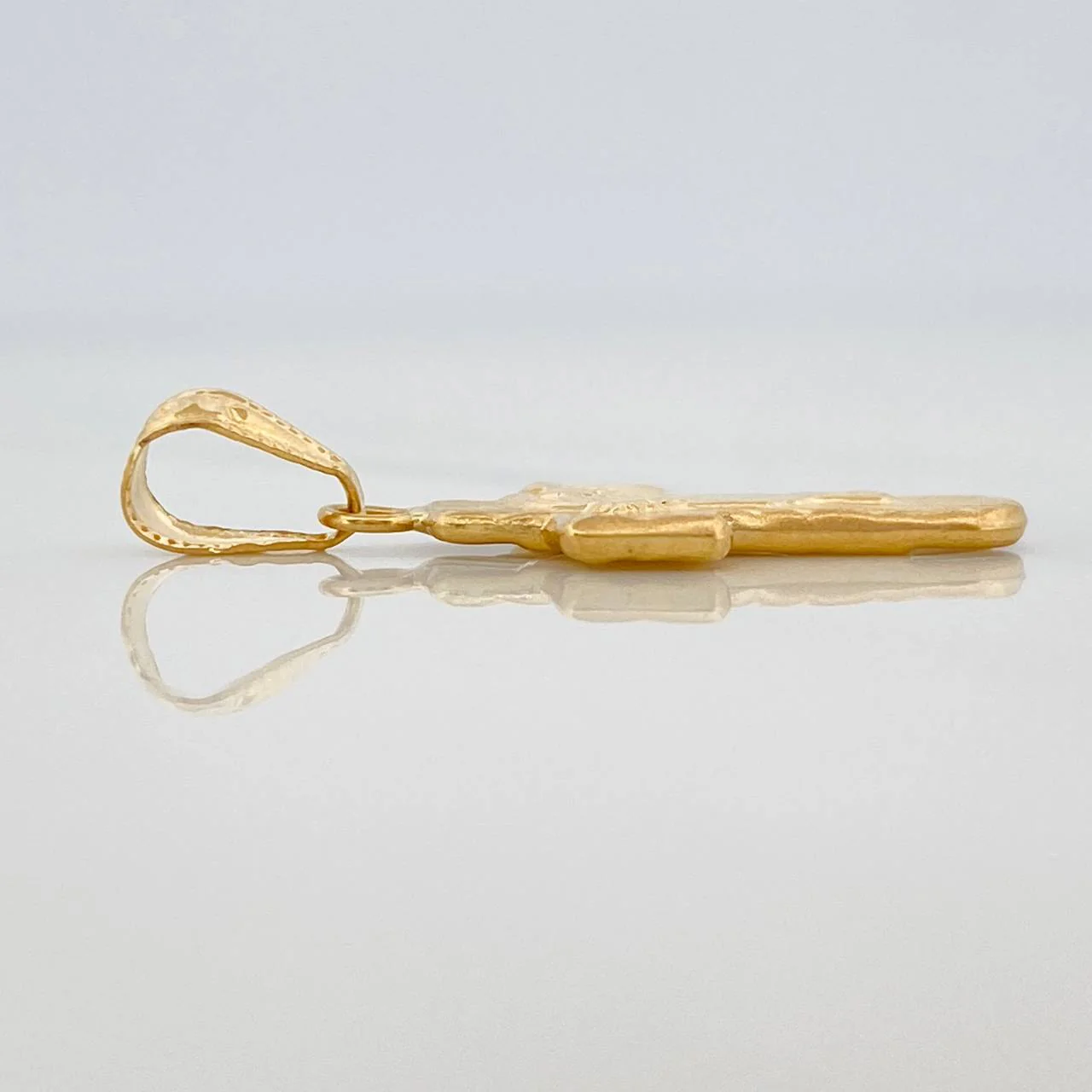 Dije Cruz Rostro Cristo 0.95gr / 2.7cm / Oro Amarillo 18K - Image 3