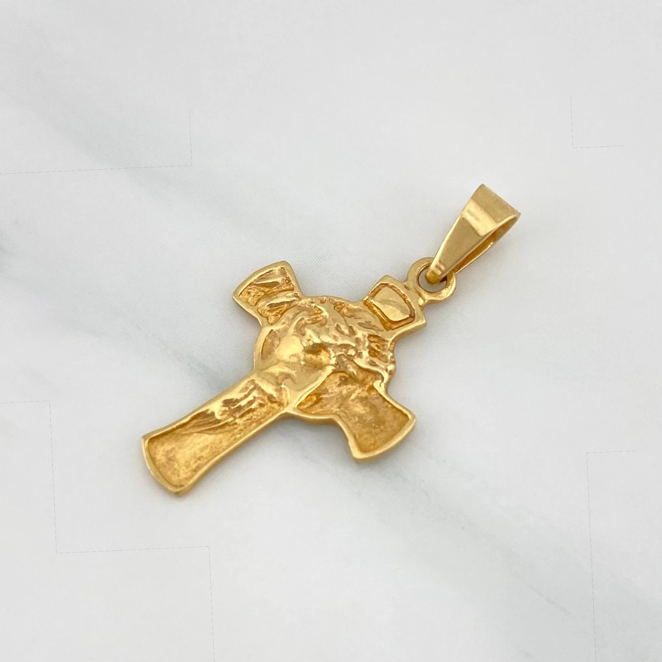 Dije Cruz Rostro Cristo 1.95 g / 2.9 cm Oro Amarillo 18K - Image 3
