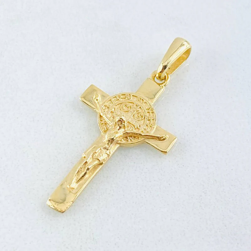 Dije Cruz San Benito 2.05gr / 3.3cm / Oro Amarillo 18K - Image 2