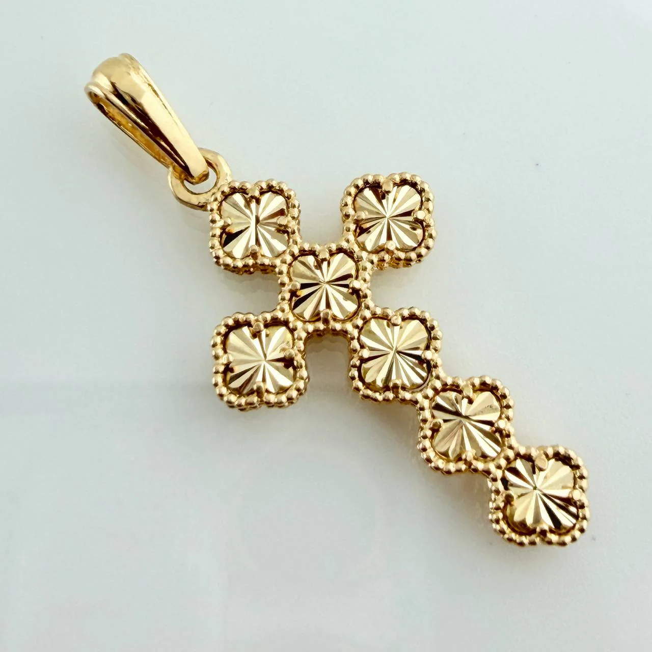 Dije Cruz Trebol 2.5gr / 3.5cm / Oro Amarillo Nac.Esp. 18K % - Image 4
