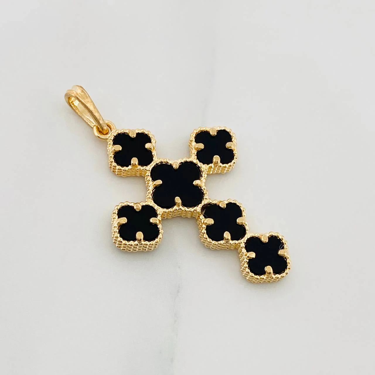 Dije Cruz Trebol 4.2 g / 4 cm Oro Amarillo 18K - Image 3