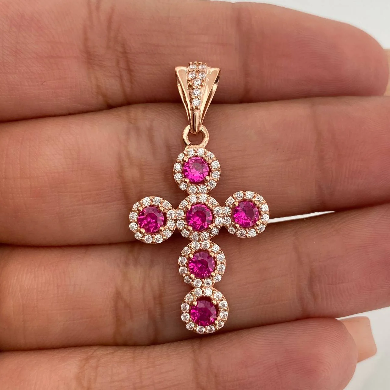 Dije Cruz Tupida 2.45gr / 3.3cm / Oro Rosa 18K $ - Image 4