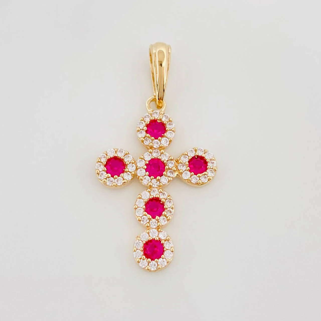 Dije Cruz Tupida 2.6 g / 3.3 cm Oro Amarillo 18K