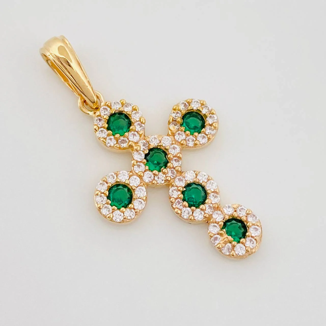 Dije Cruz Tupida 2.6 g / 3.3 cm Oro Amarillo 18K - Image 2