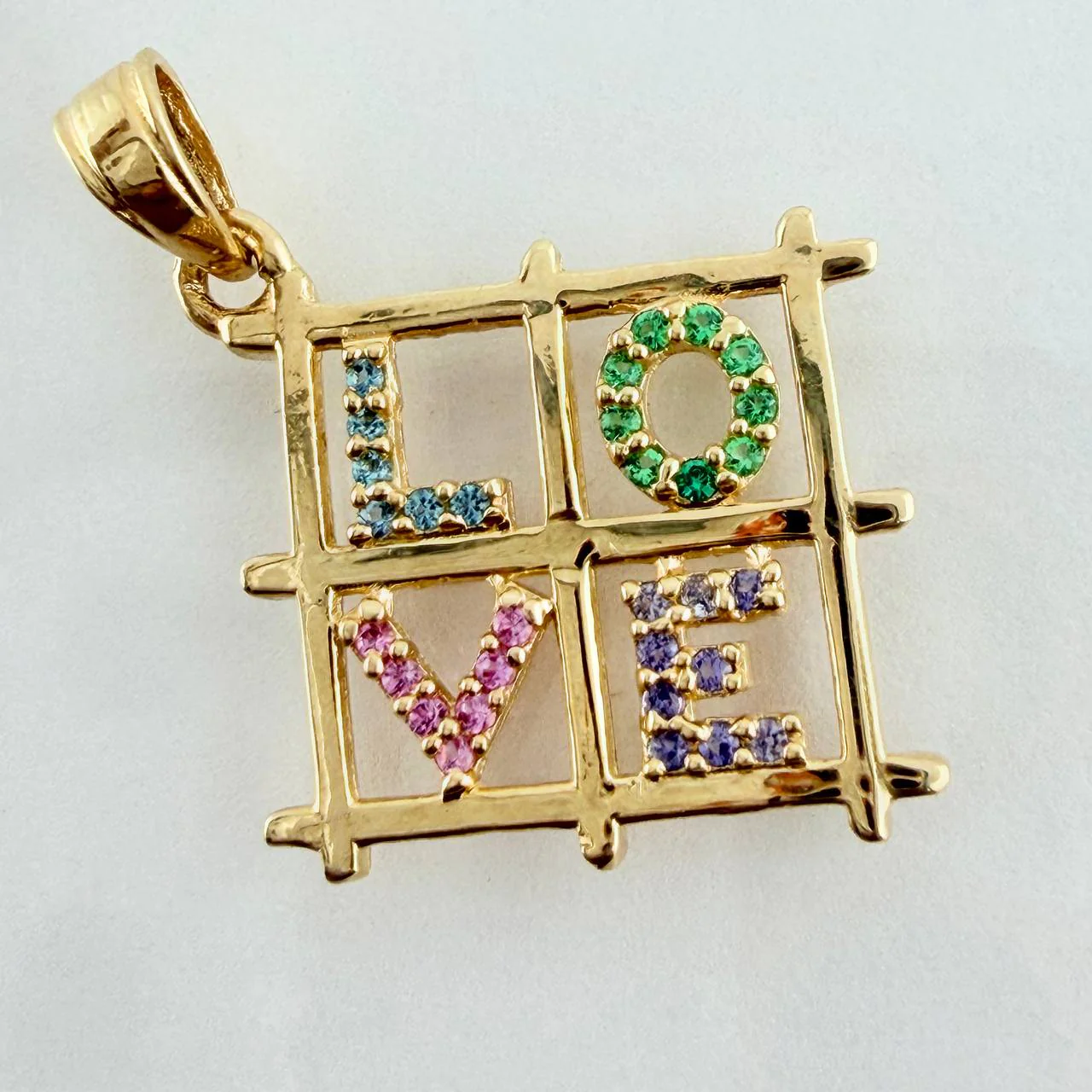 Dije Cuadro Love 1.8gr / 2.8cm / Oro Amarillo 18K - Image 4