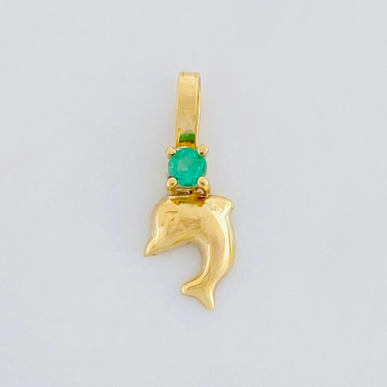 Dije Delfín Esmeralda 3 Pts 0.2 g / 1.2 cm Oro Amarillo 18K