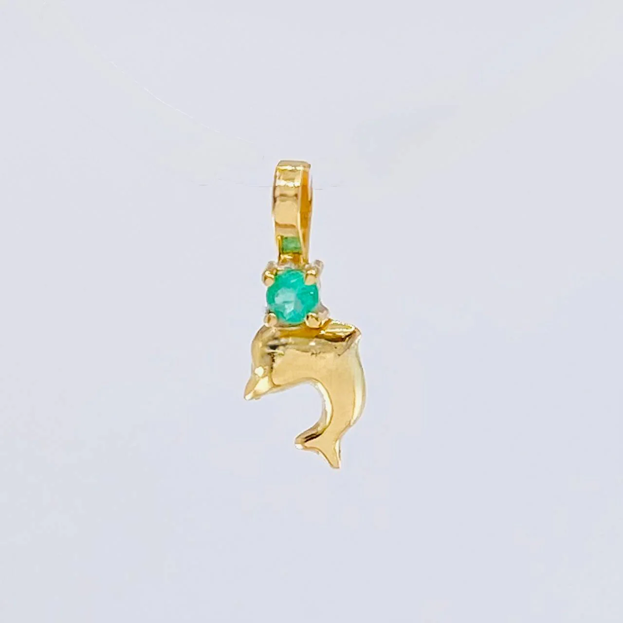 Dije Delfín Esmeralda 3 Pts 0.2 g / 1.2 cm Oro Amarillo 18K - Image 2