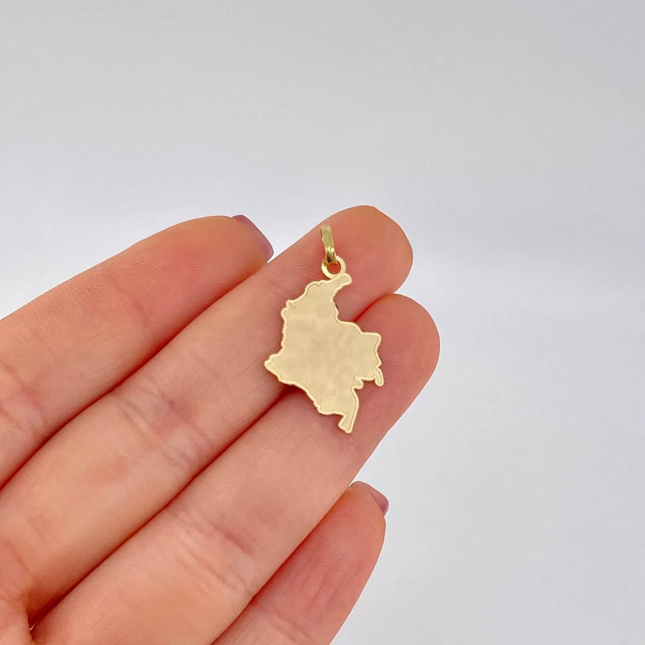 Dije Mapa Colombia 1.05g / 2.9cm Oro Amarillo 18K - Image 5