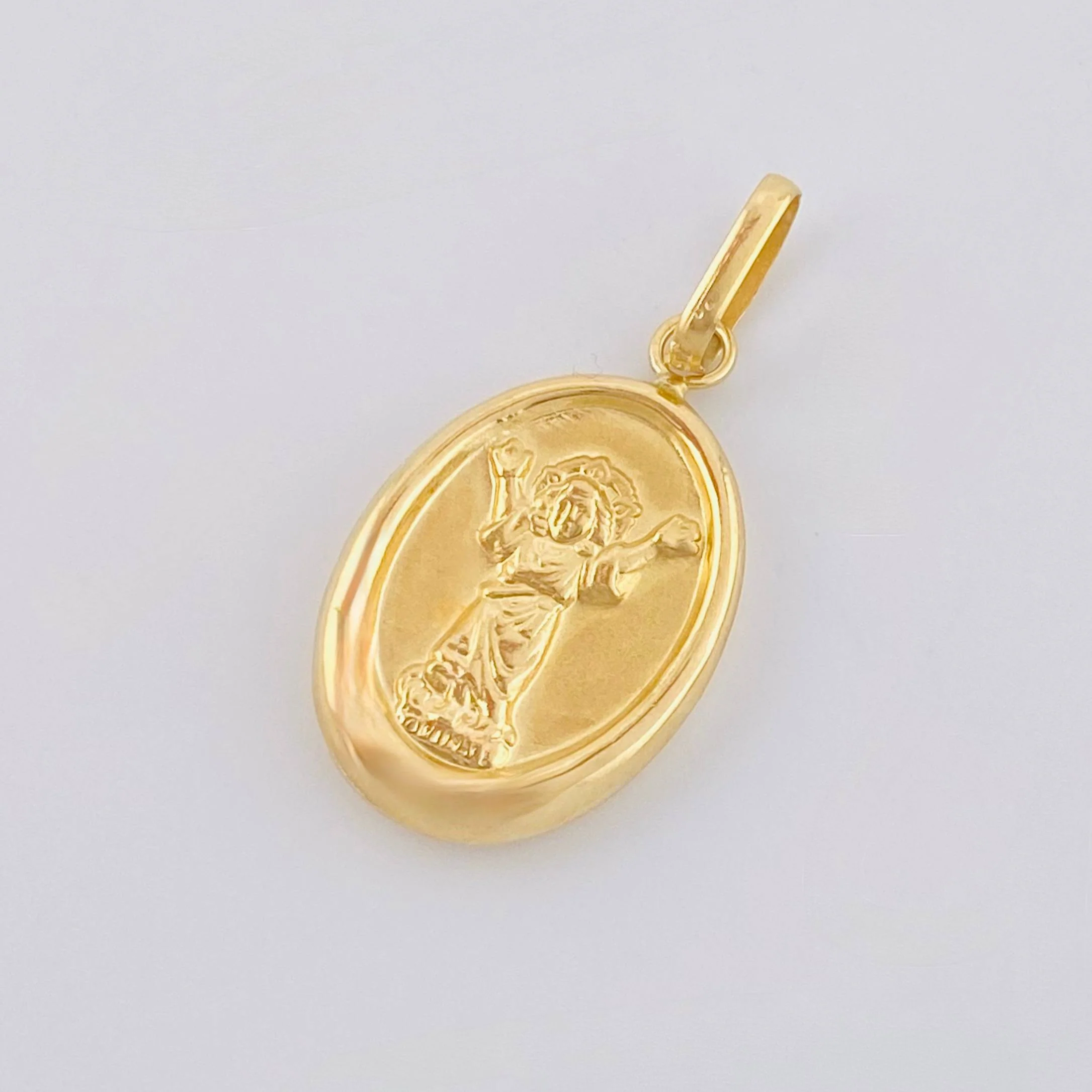 Dije Divino Niño 1.2gr / 2.8cm / Oro Amarillo 18K - Image 3