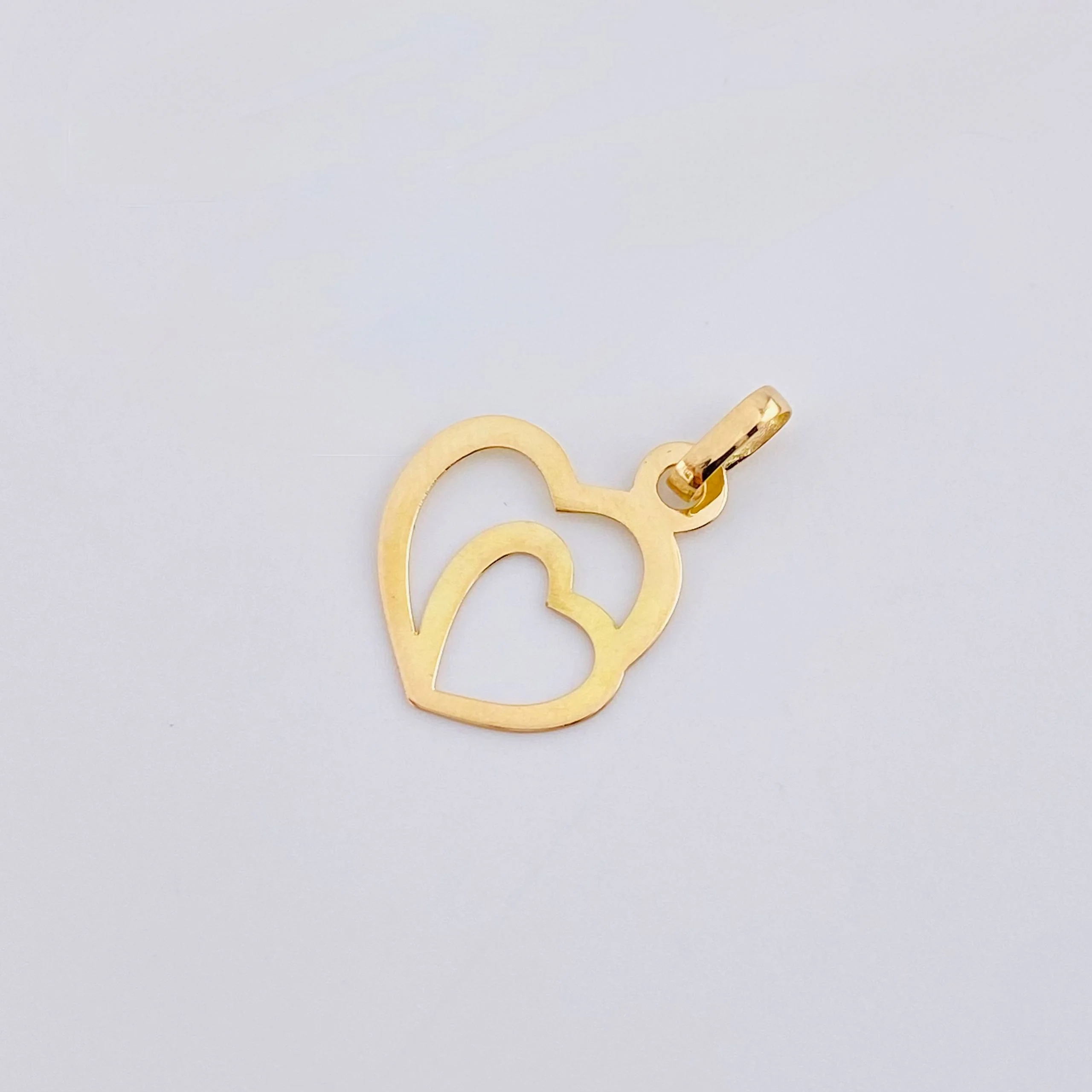 Dije Doble Corazon 0.4gr / 2cm / Oro Amarillo 18K - Image 3
