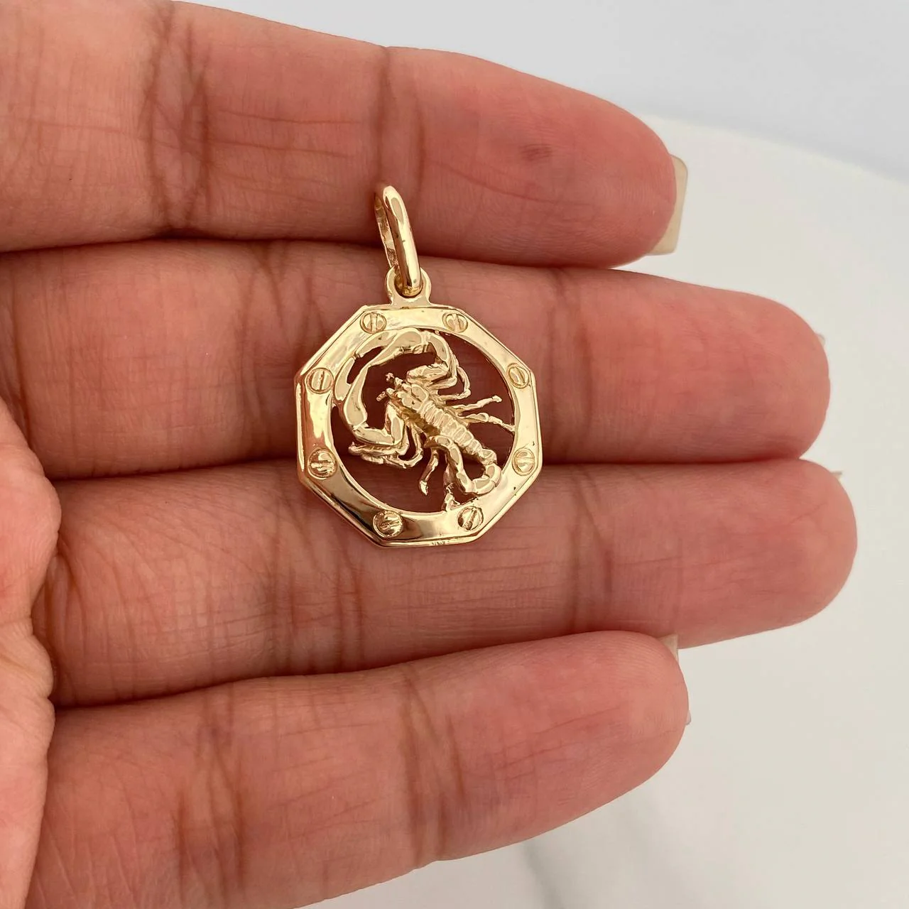 Dije Escorpion 2.55gr / 2.7cm / Oro Amarillo 18K $ - Image 4