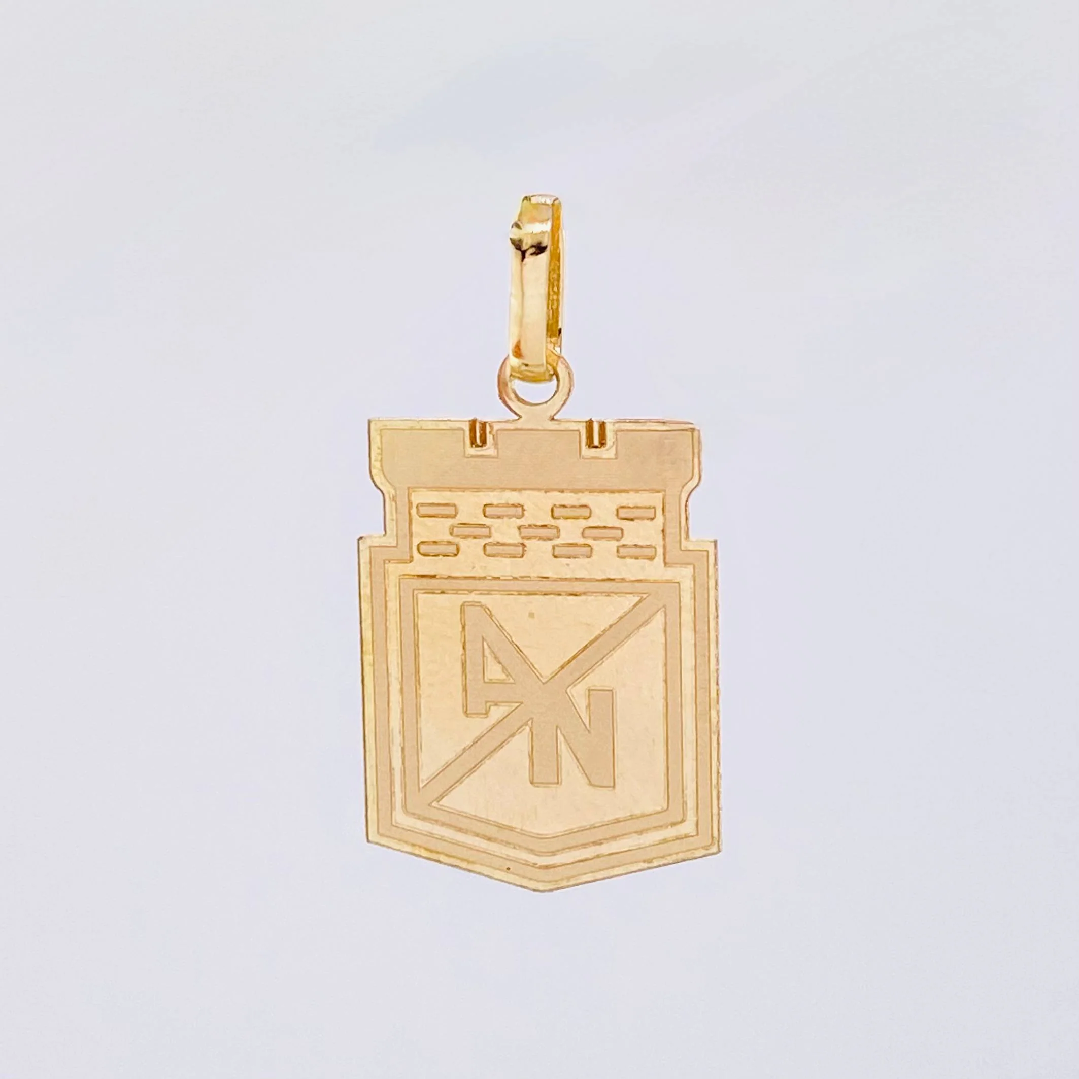 Dije Escudo Atletico Nacional 1.2gr / 2.9cm / Oro Amarillo 18K © - Image 2