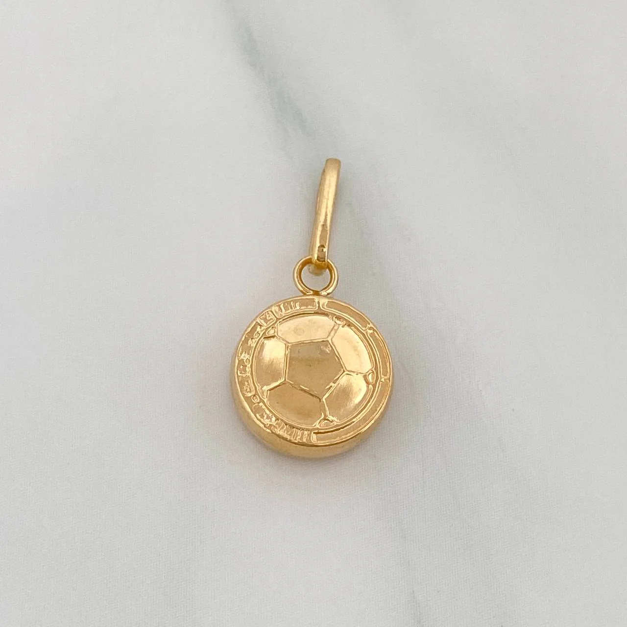 Dije Escudo Colombia 0.7 g / 2 cm Oro Amarillo 18K