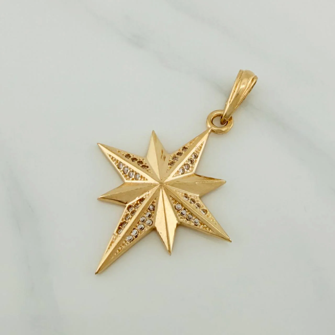 Dije Estrella Cardinal 4.5gr / 4.2cm / Oro Amarillo 18K - Image 3