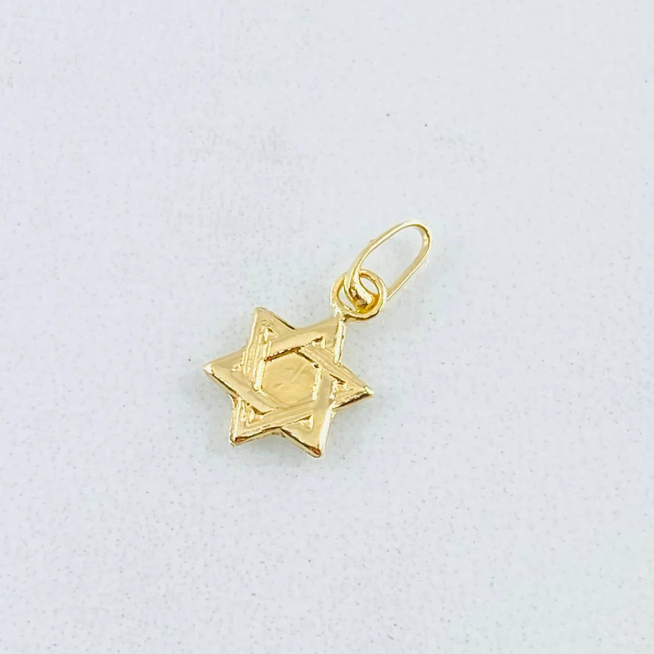 Dije Estrella De David 0.2 g / 1.6 cm Oro Amarillo 18K - Image 3