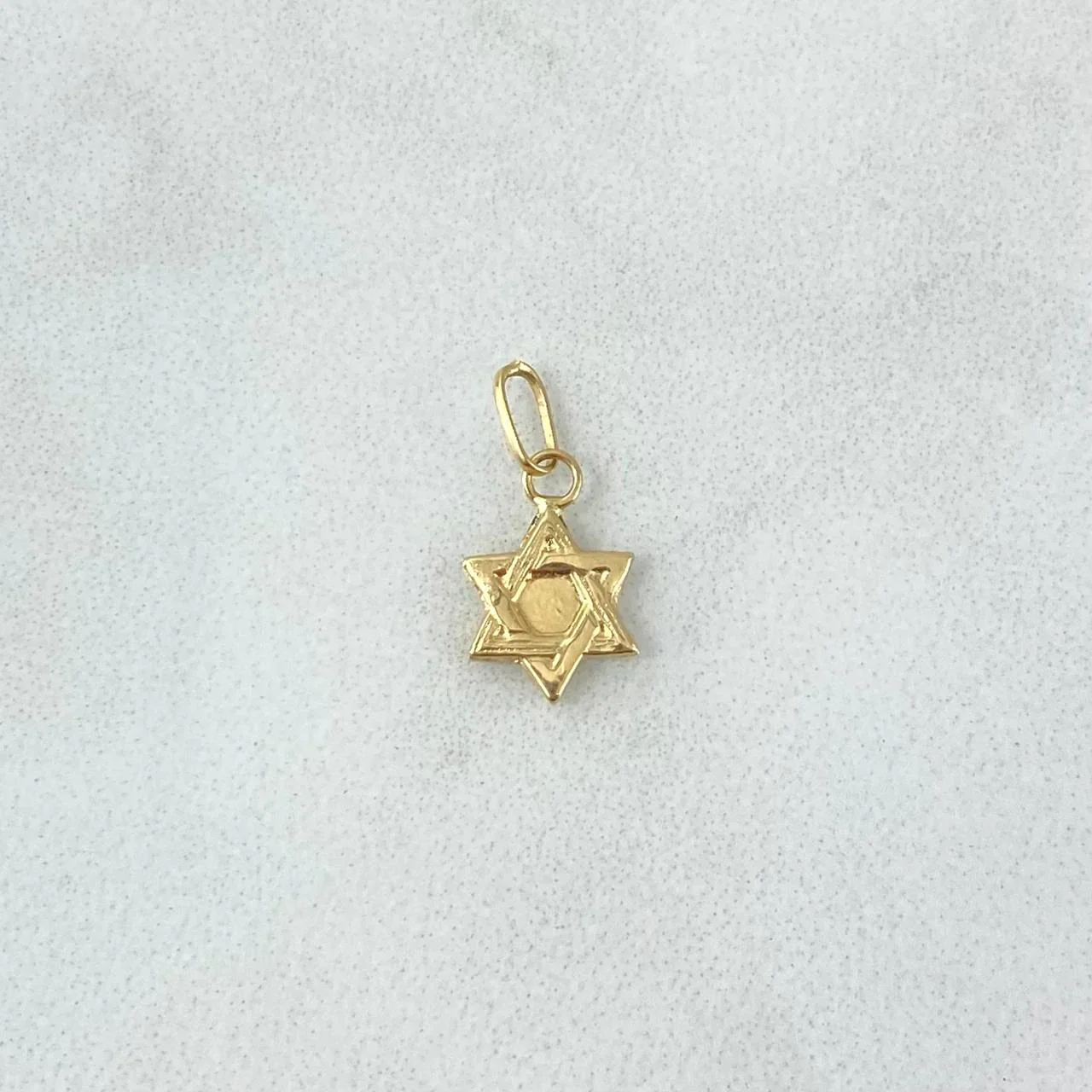 Dije Estrella De David 0.25 g / 1.5 cm Oro Amarillo 18K - Image 2