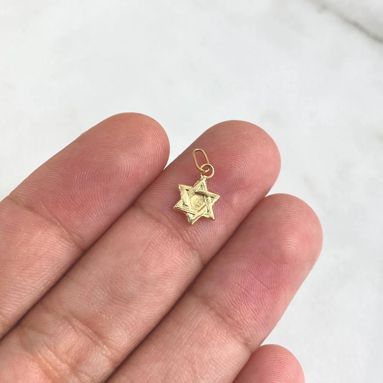 Dije Estrella De David 0.25 g / 1.5 cm Oro Amarillo 18K - Image 3