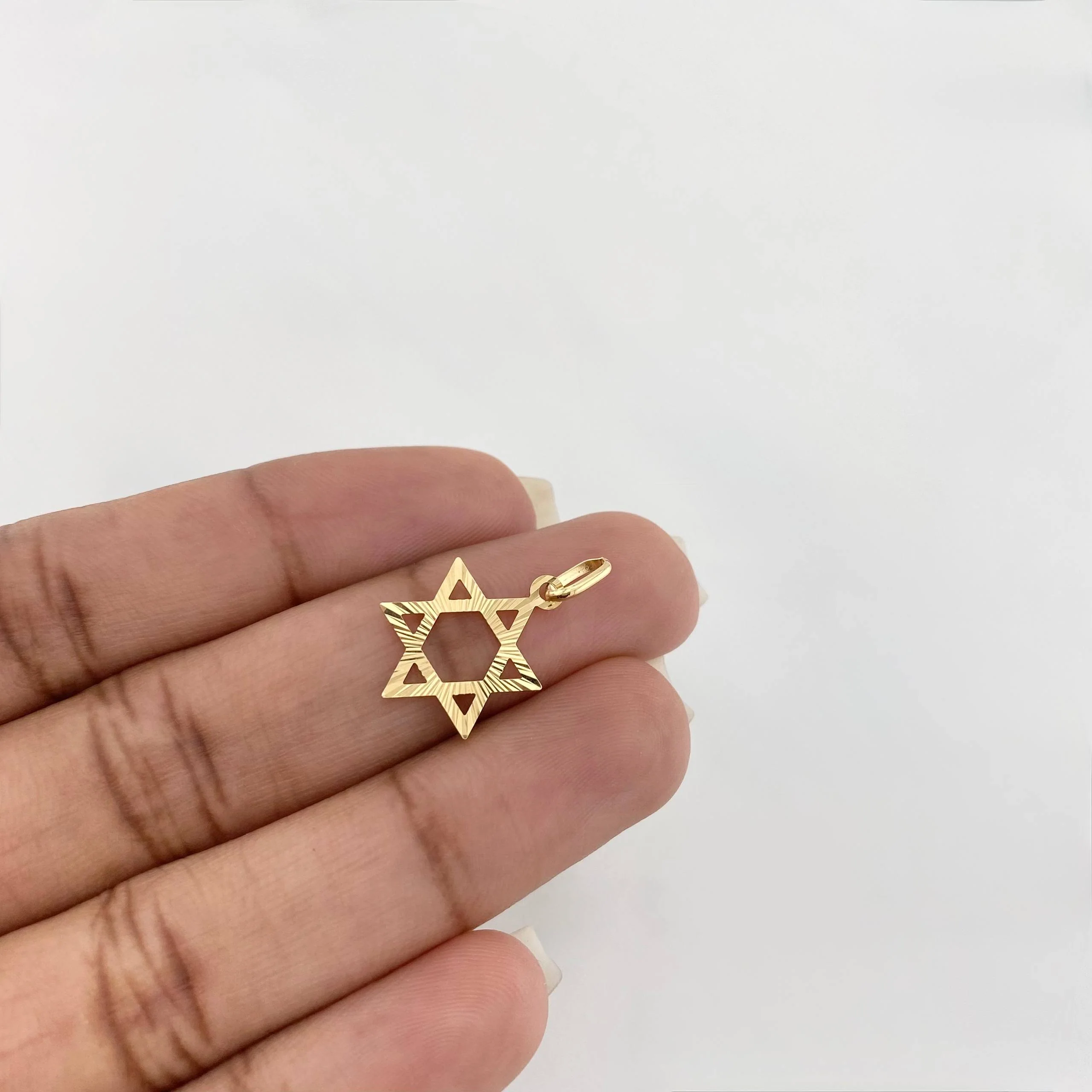 Dije Estrella de david 0.75g / 2.2cm Oro Amarillo 18K - Image 4