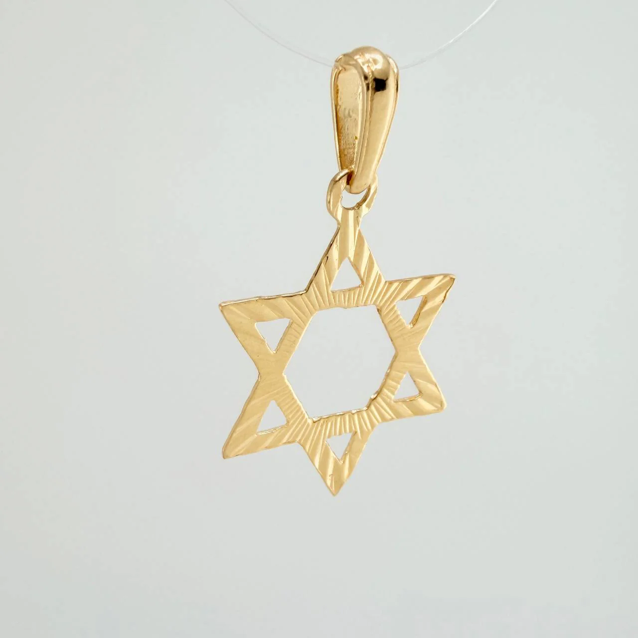 Dije Estrella De David 0.8gr / 2.6cm / Oro Amarillo 18K & - Image 2