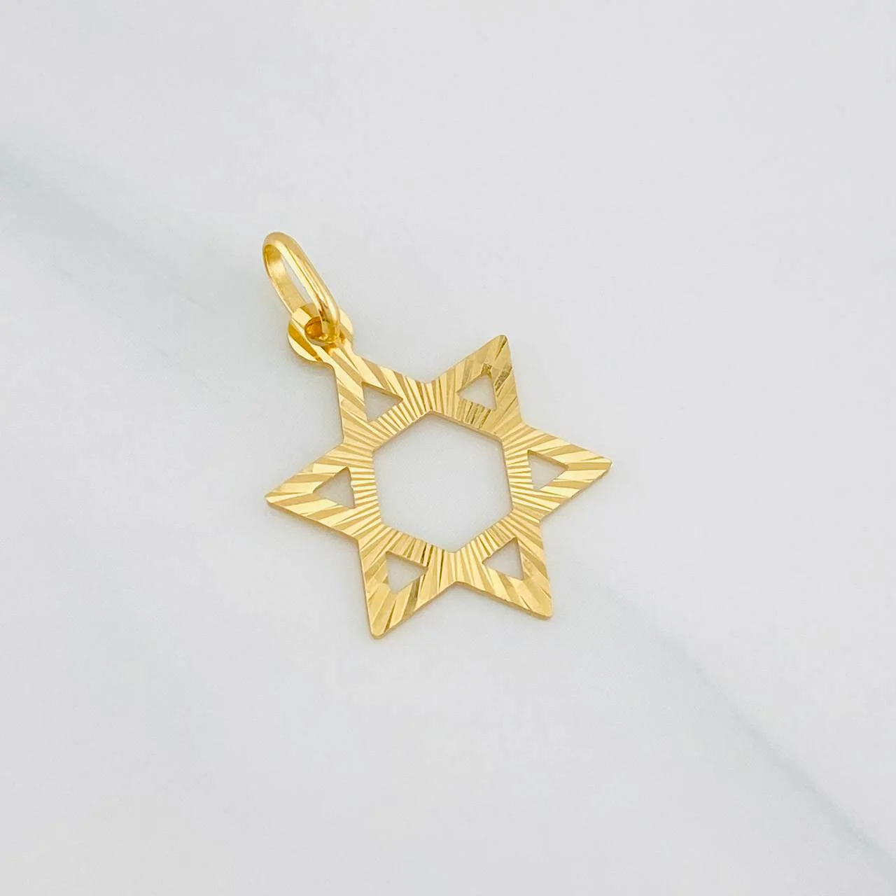 Dije Estrella de david 1.1g / 2.7cm Oro Amarillo 18K - Image 2