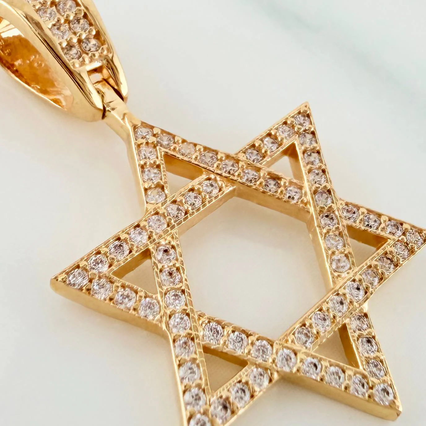 Dije Estrella De David 2.4 g / 3 cm Oro Amarillo 18K - Image 3