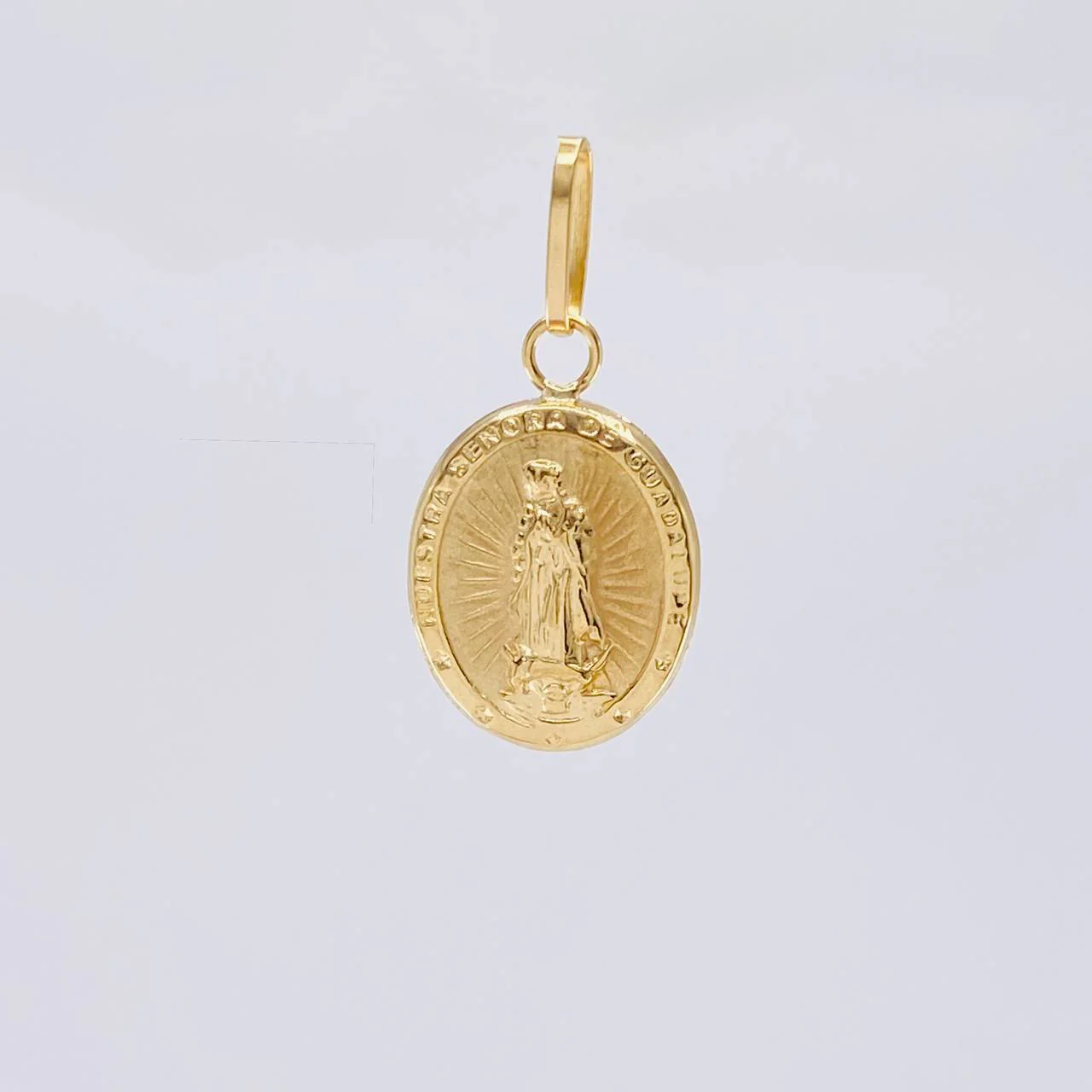 Dije Guadalupe 0.65 g / 2 cm Oro Amarillo 18K - Image 2