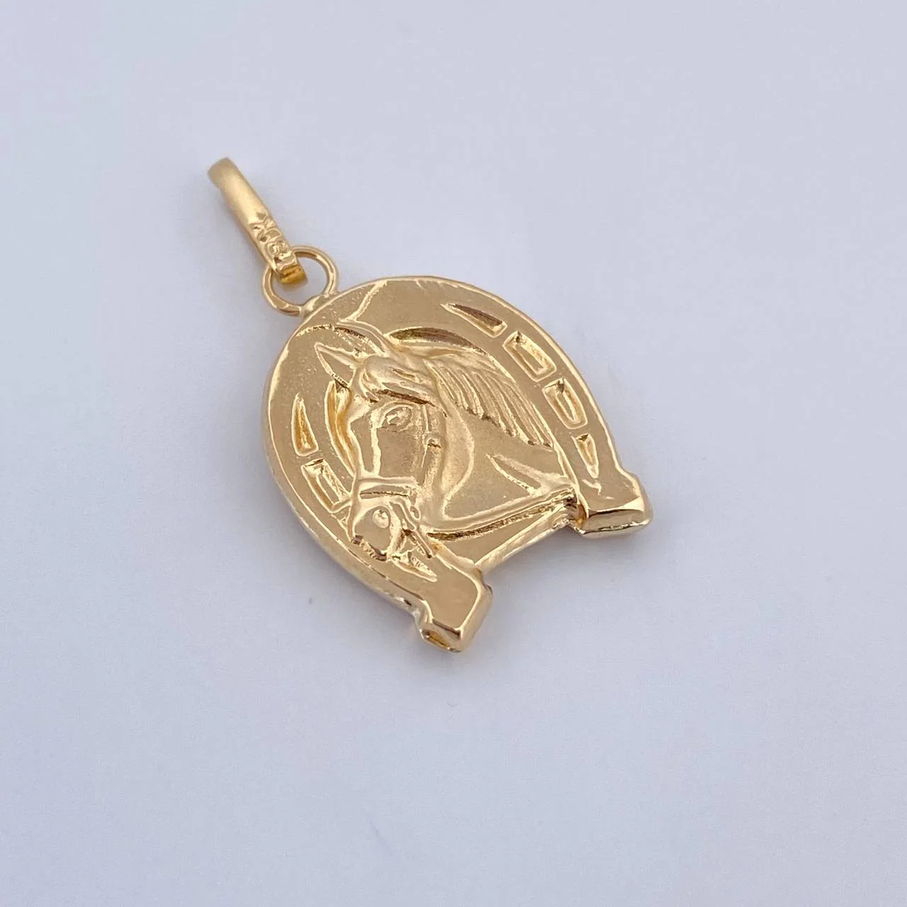 Dije Herradura de Caballo 1gr / 2.3cm / Oro Amarillo 18K % - Image 2