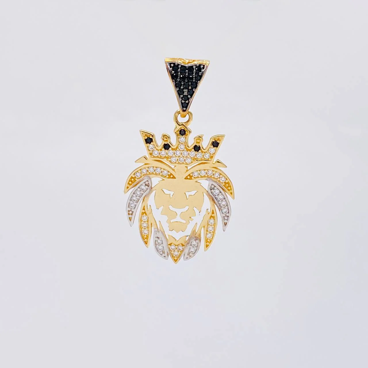 Dije León 3.05 g / 3.3 cm Dos Oros Amarillo Blanco 18K - Image 2