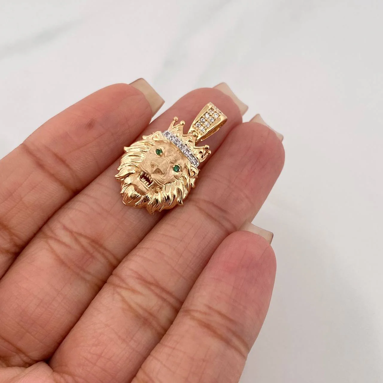 Dije León 3 g / 2.7 cm Dos Oros Amarillo Blanco 18K - Image 4