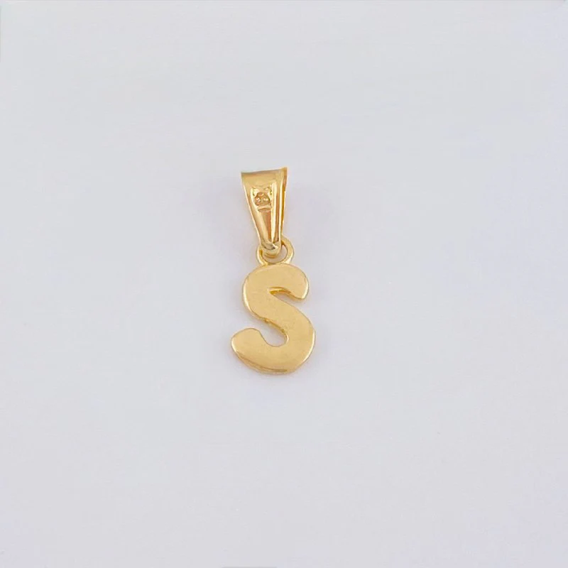Dije Letra S 0.3gr / 1.4cm / Oro Amarillo 18K Ā©