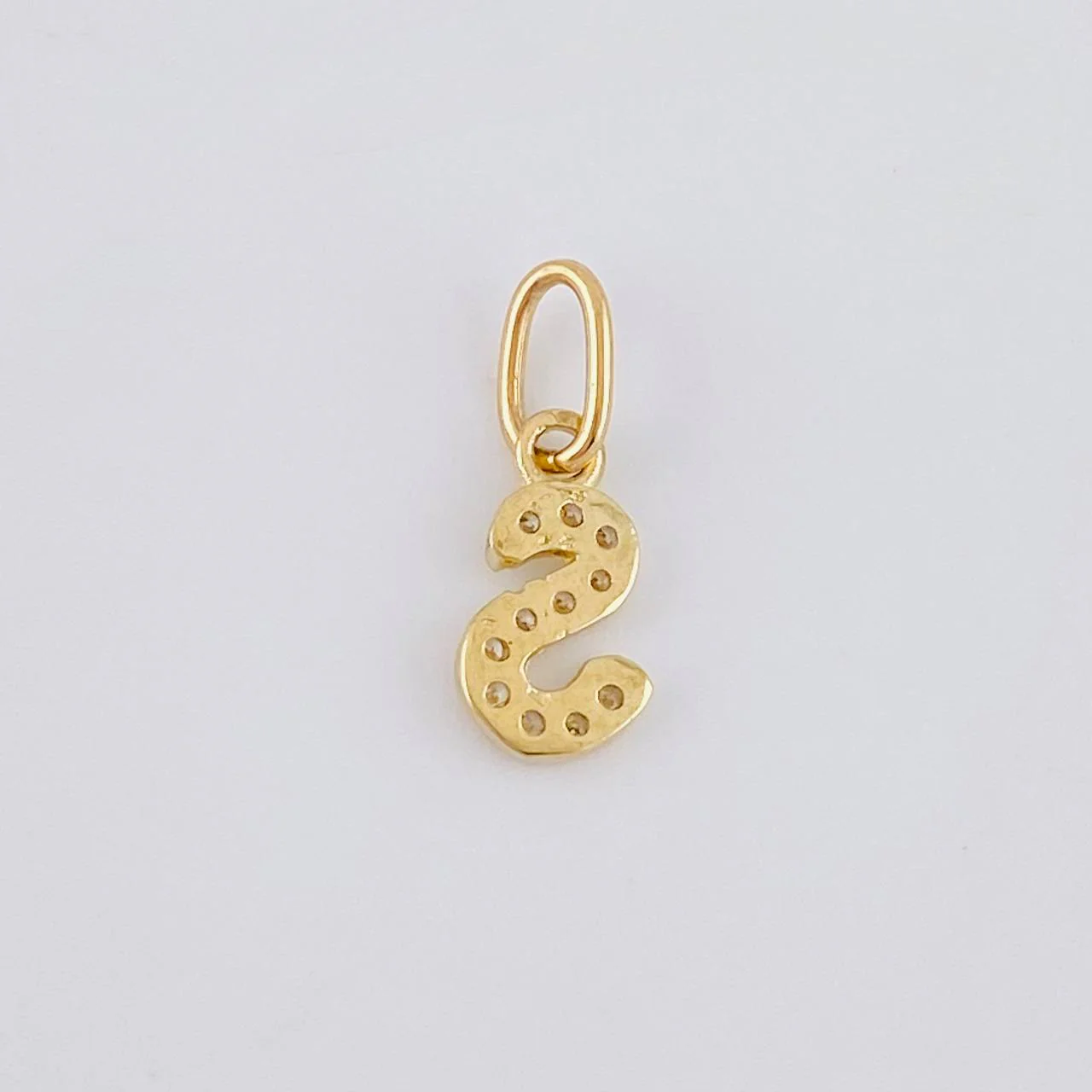 Dije Letra S Cursiva 0.45 g / 2.5 cm Oro Amarillo 18K - Image 2