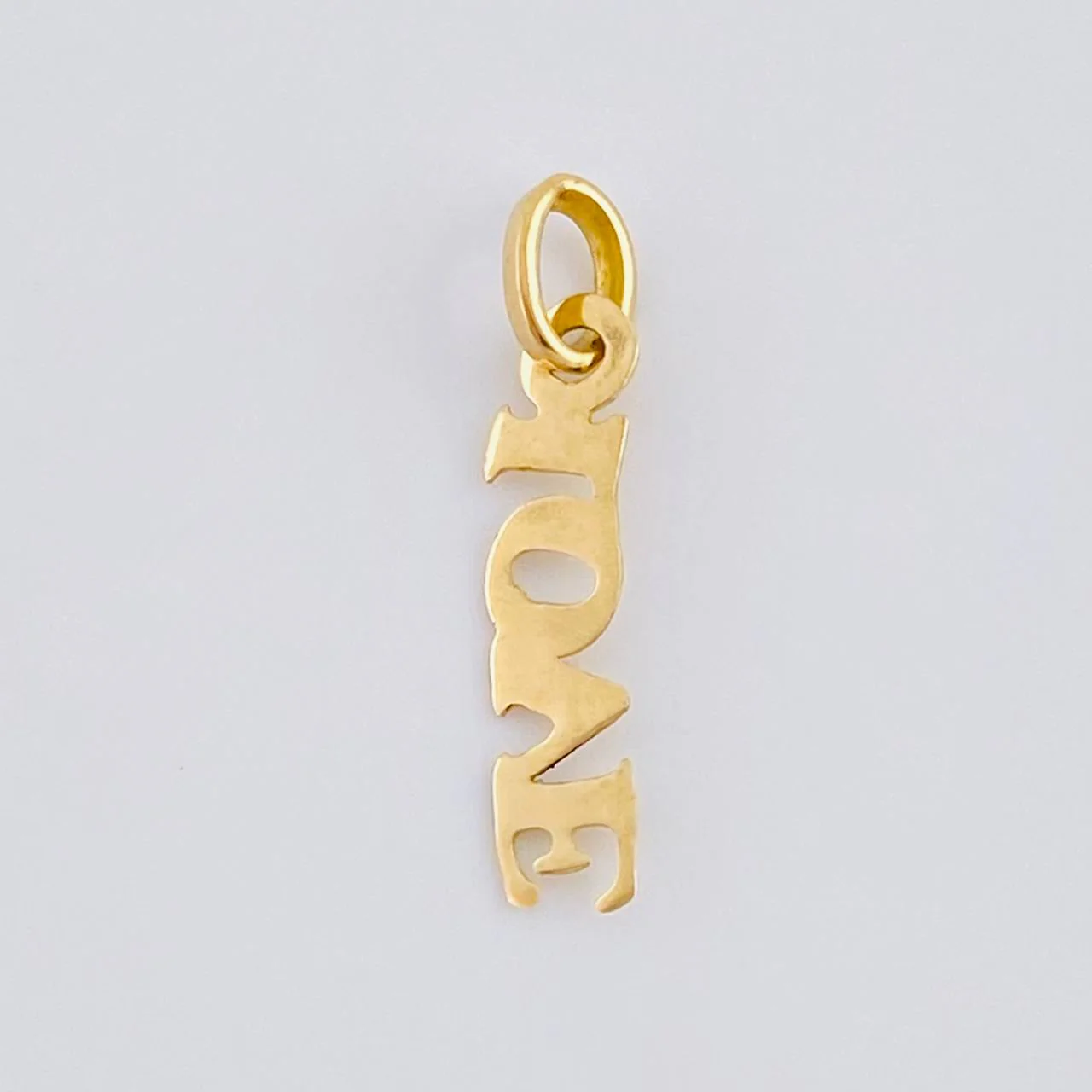 Dije Love 0.25 g / 1.7 cm Oro Amarillo 18K - Image 4