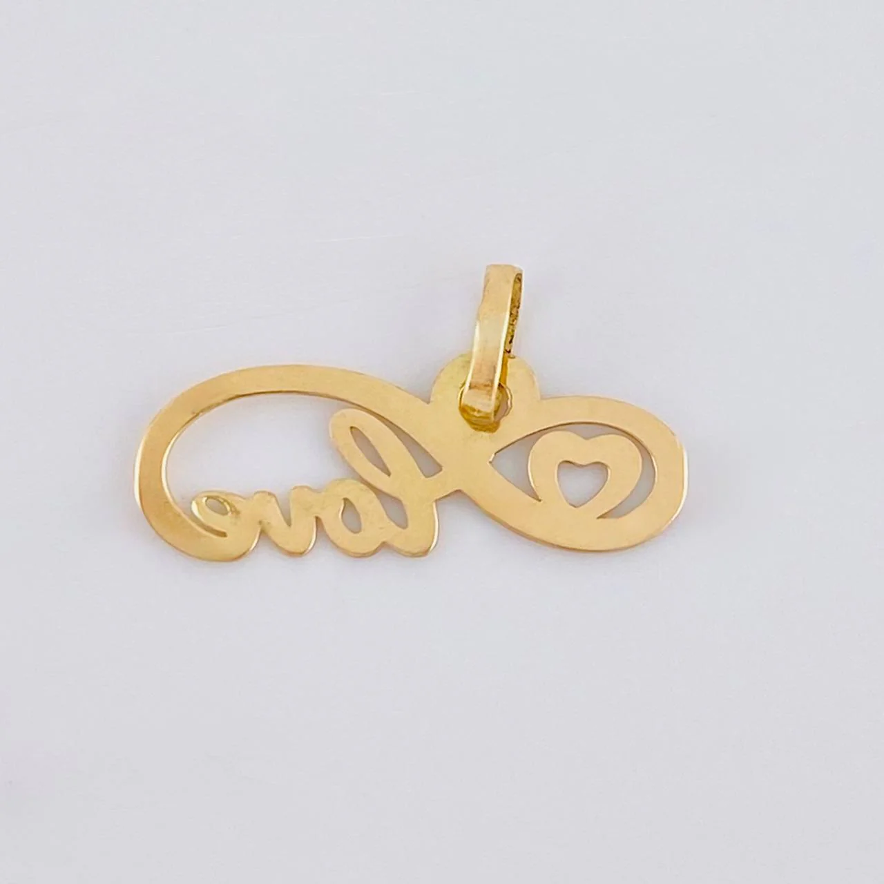 Dije Love Infinito 0.55 g / 1.2 cm Oro Amarillo 18K - Image 3
