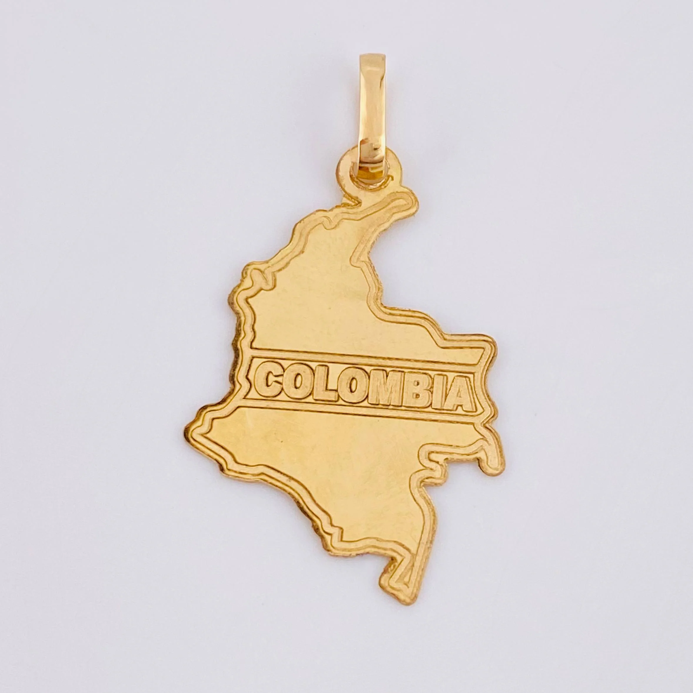 Dije Mapa Colombia 1.05 g / 3.2 cm Oro Amarillo 18K