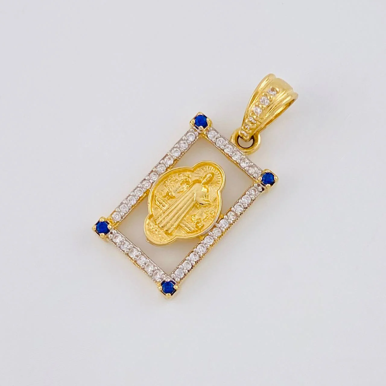 Dije Marco San Benito 2.35 g / 2.5 cm Oro Amarillo 18K - Image 3